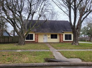 10402 Shell Rock Rd, La Porte, TX 77571