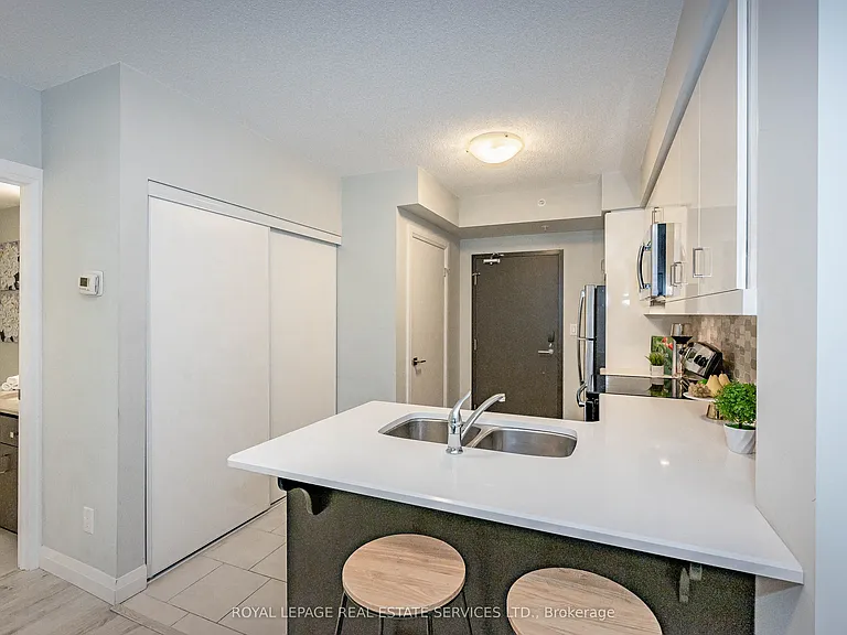 53 Arthur St S #314 — Photo 14