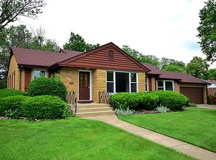 297 E May St, Elmhurst, IL