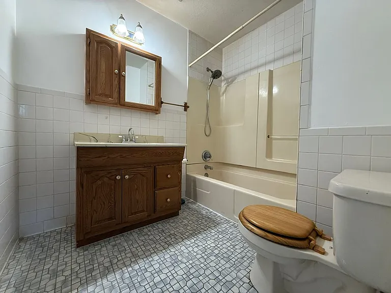3702 Hoyt Ave — Photo 11