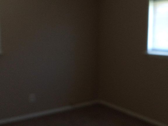 5th image of 30517 Steinhauer Ave