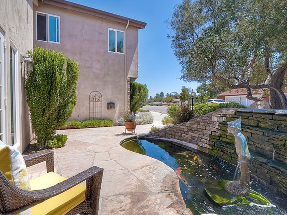 5th image of 18072 Sencillo Dr