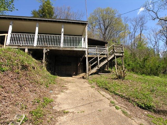 1st image of 1427 Centennial Dr