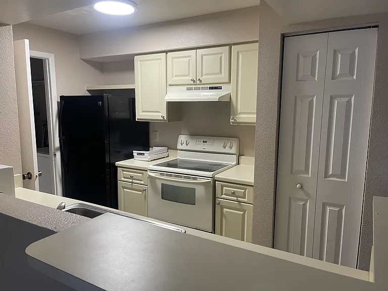 3016 Parkway Blvd #311 — Photo 3