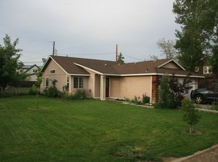 160 SW 17th St, Redmond, OR 97756