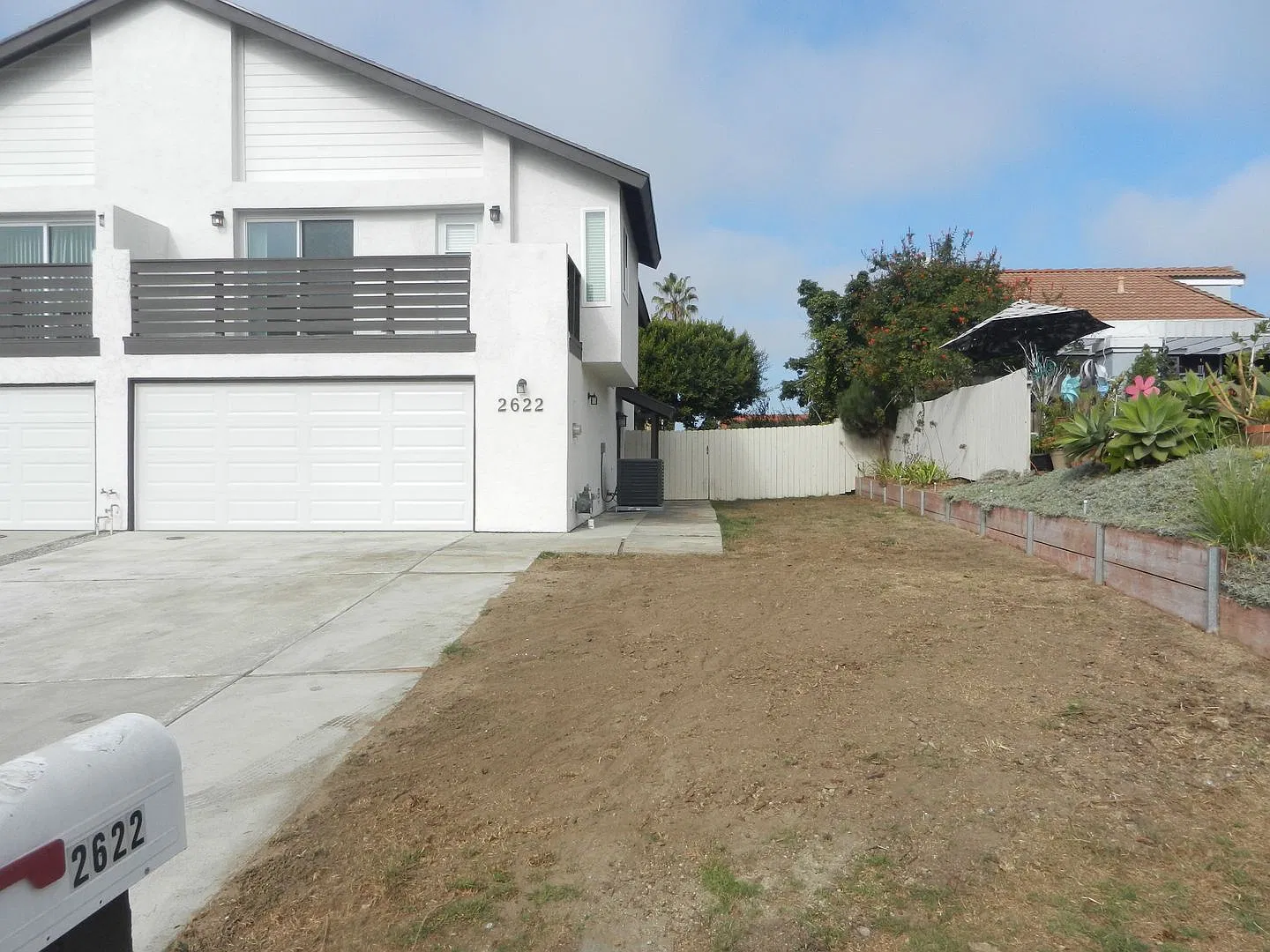 3 Bedroom/ 2.5 Bathroom/ 2 car attached garage/ 1541 sq ft 2 story twin home! — Photo 2