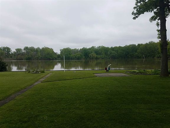 3rd image of 3205 Evergreen Dr