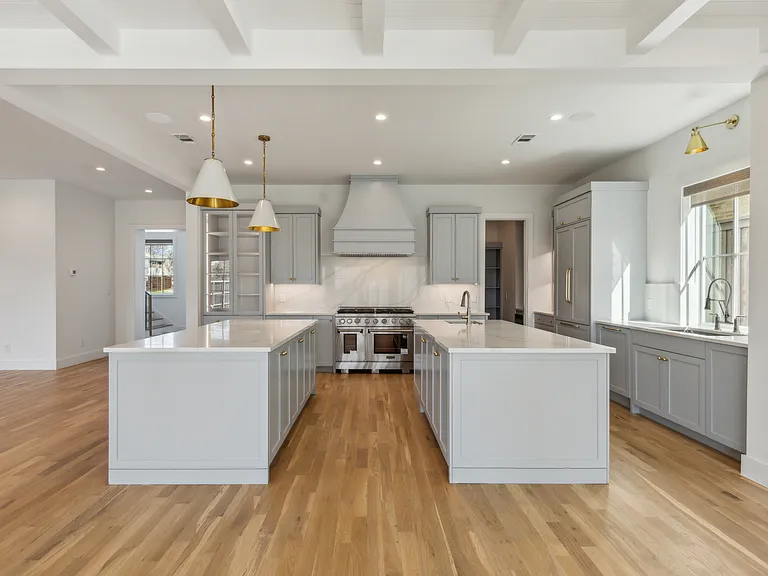 5800 Goodwin Ave — Photo 16