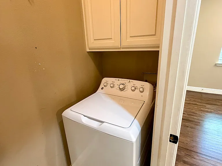 Washer and dryer included
