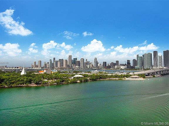 2nd image of 1000 Venetian Way APT 1101