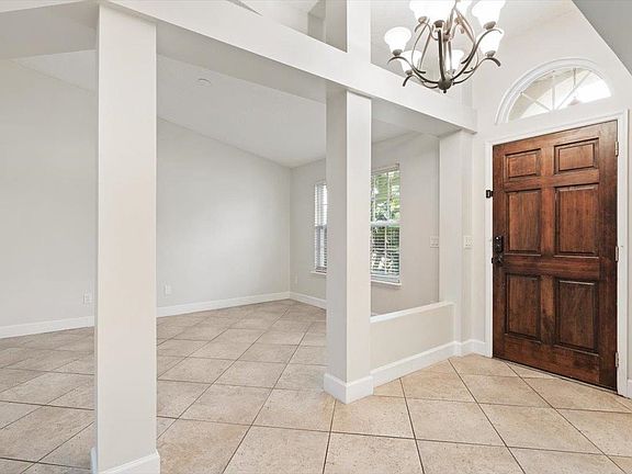 4th image of 2066 E Forest Gate Dr