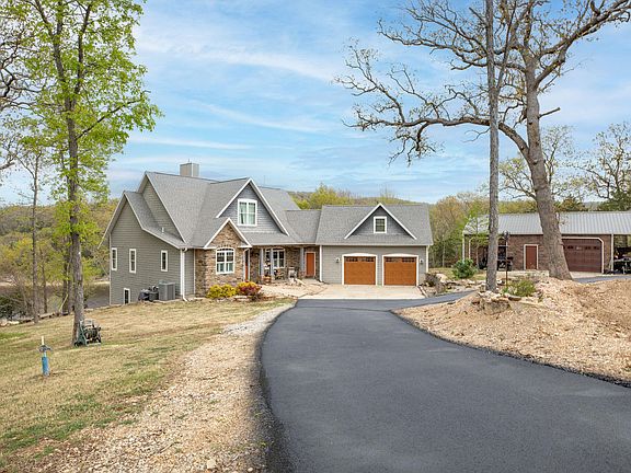 2nd image of 462 Monticello Road