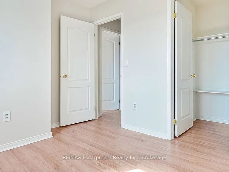 4832 Capri Cres — Photo 21