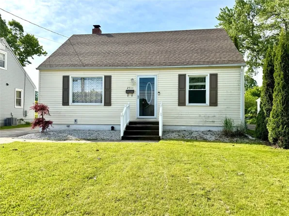 2511 W 32nd St, Erie, PA 16506