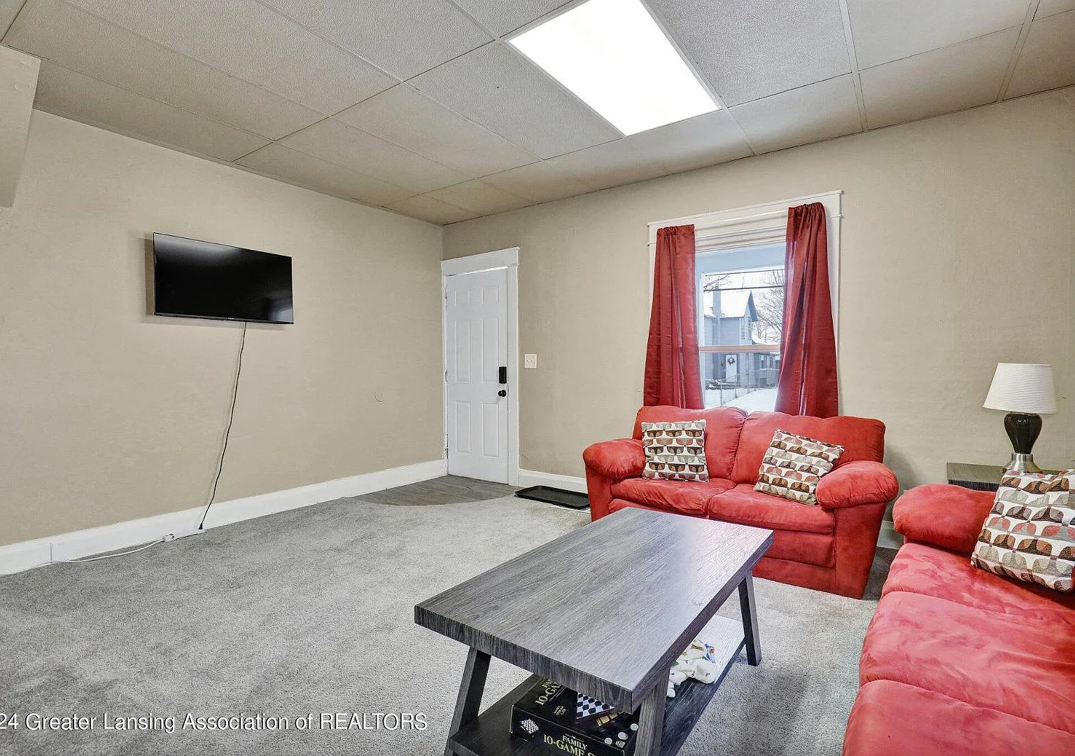 1107 Hickory St - Lower — Photo 3