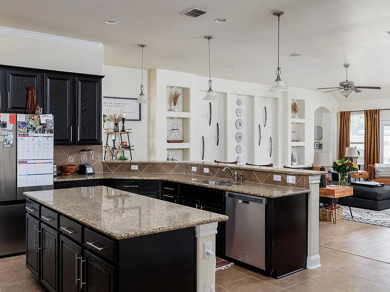 8516 High Summit Ln — Photo 12