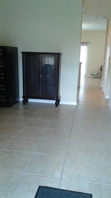 3 bed, 2.5 bath, 1626 sqft, $2,250 — Photo 2