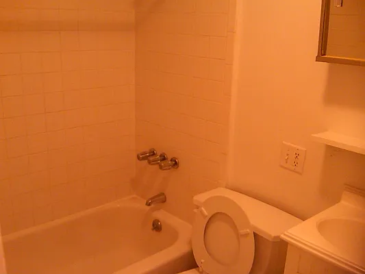 Rented by Alta Real Estate | media 34