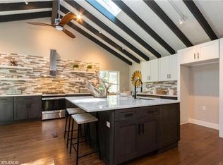 4505 W 63rd St, Prairie Village, KS 66208