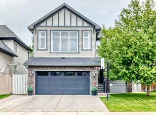 188 Hawkmere Way, Chestermere, AB T1X0C9