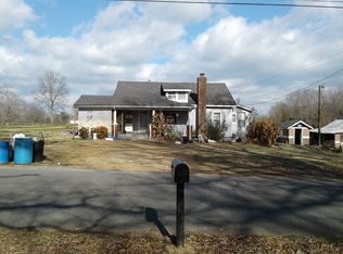 133 McAlister Rd, Fayetteville, TN 37334