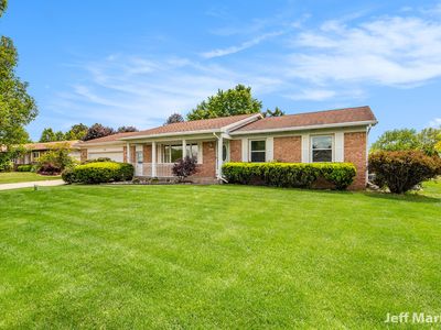 109 Holiday Dr, Ionia, MI, 48846