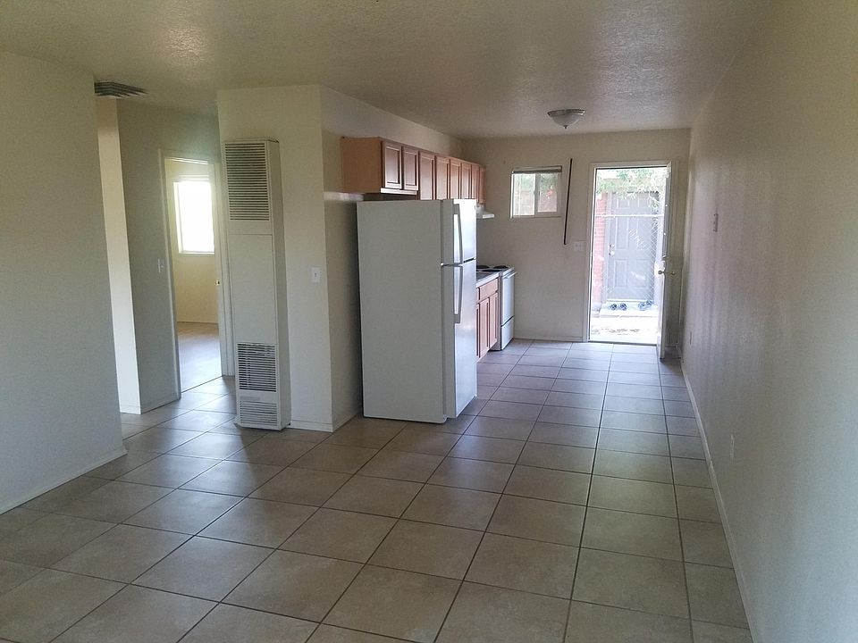 2nd image of 525 Indiana St SE APT A