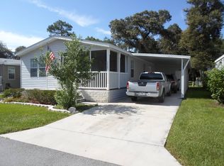 38109 Woodgate Ln, Zephyrhills, FL 33542