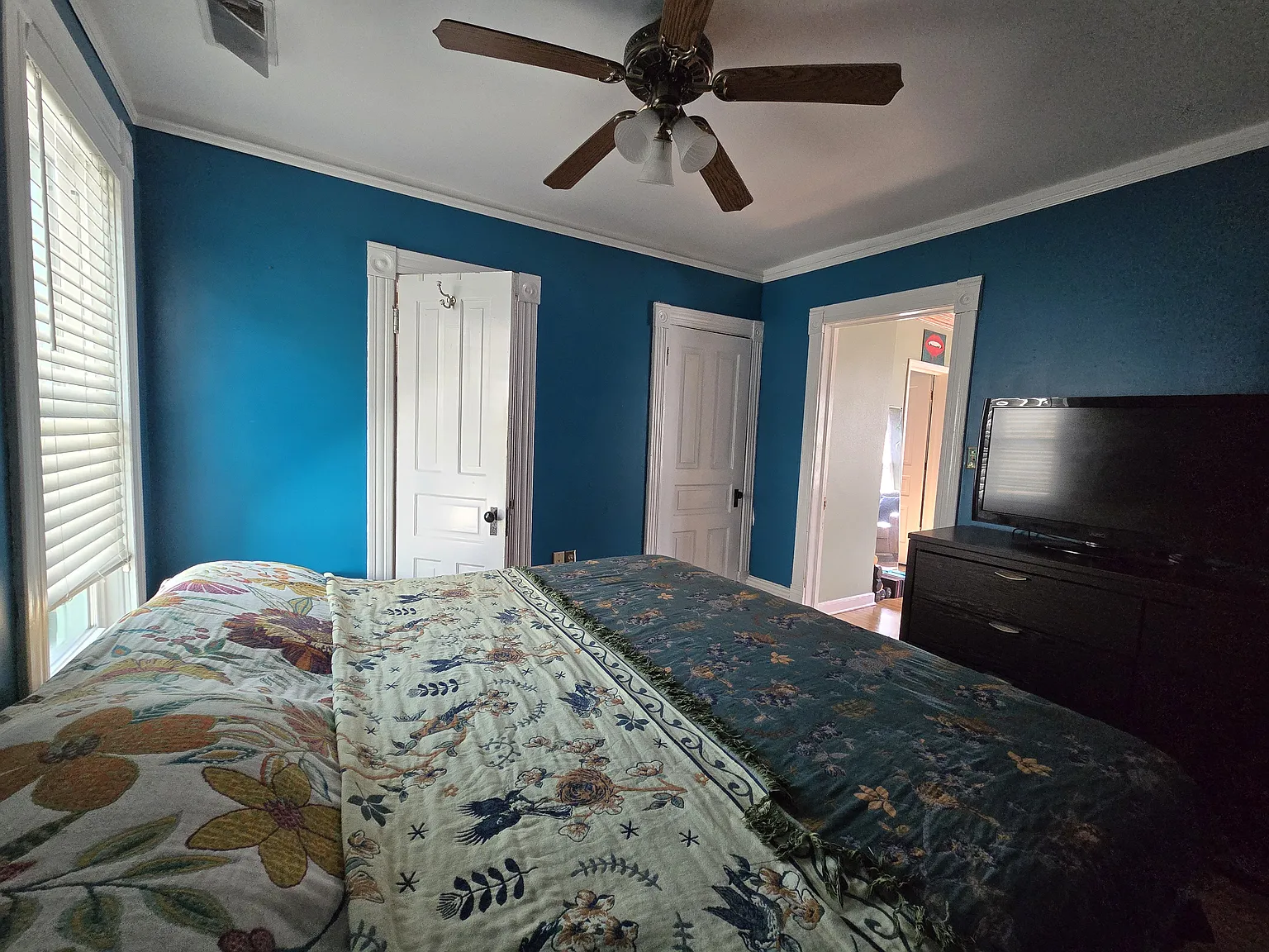 3335 Columbus Ave — Photo 3
