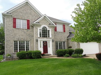 906 Elm St, Sugar Grove, IL, 60554