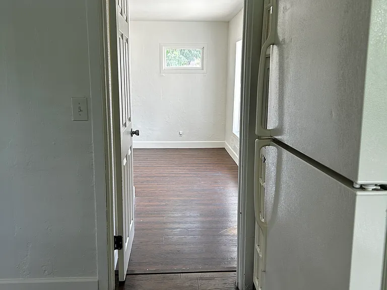 4406 La Luz Ave — Photo 41