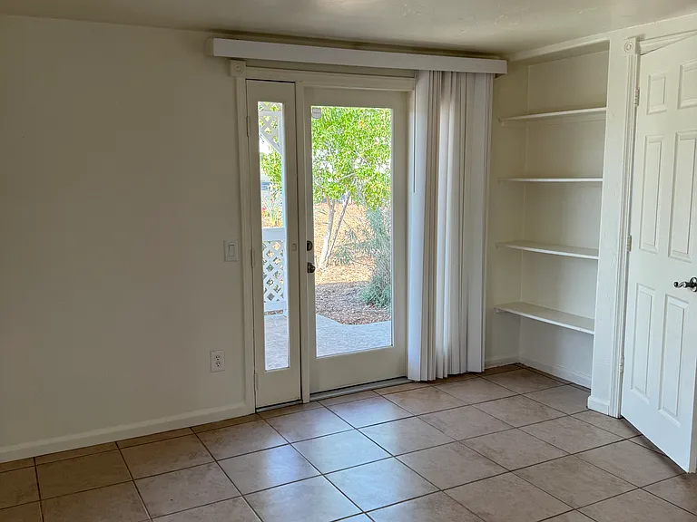 1595 Dentro De Lomas #A — Photo 10