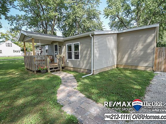 2nd image of 1506 S Stockport Dr