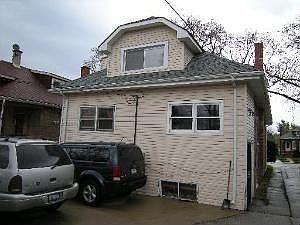 2nd image of 2106 S 10th Ave