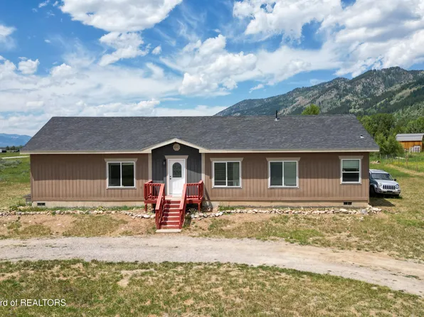 211 Ponderosa Dr, Star Valley Ranch, WY 83127