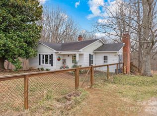 700 Jupiter Rd, Weaverville, NC 28787