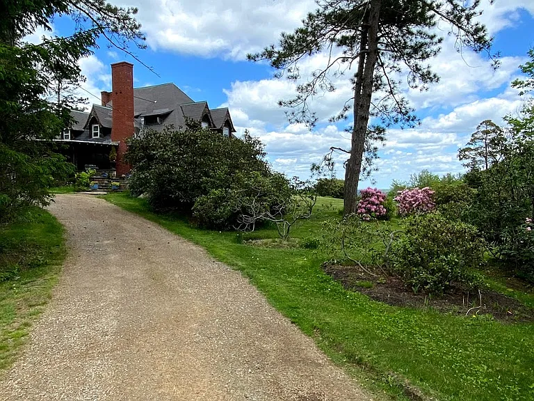 58 Mountain Rd — Photo 7