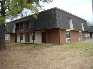 706 W Bailey Ave #800-802-804, Springdale, AR 72764