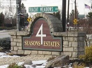 721 Tracht Meadows Dr, Huron, OH 44839