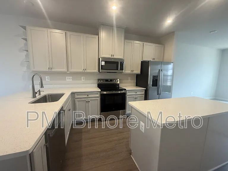 2920 Maisel St — Photo 5