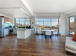 1070 Jackson Ave, Long Island City, NY 11101