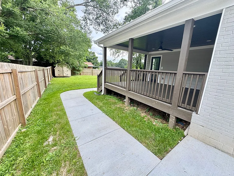 229 Cherry Dr — Photo 20