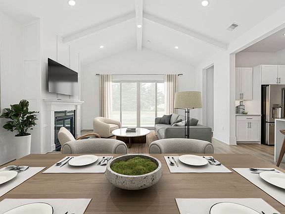 Great Room Dining Area