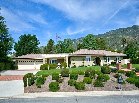 3rd image of 2549 San Antonio Cres E