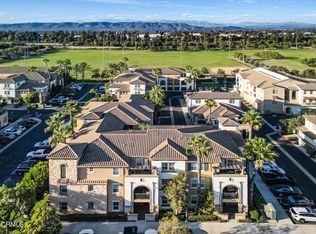242 Riverdale Ct APT 826, Camarillo, CA 93012