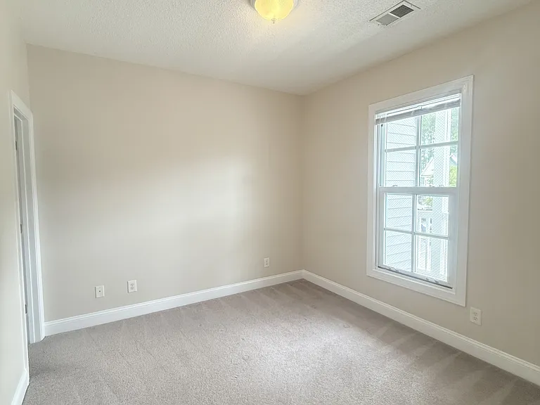 5034 Belleglen Ct #201 — Photo 5