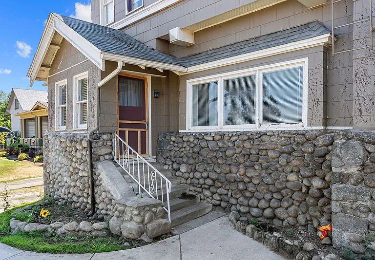 2623 W Maxwell Ave #1 — Photo 16