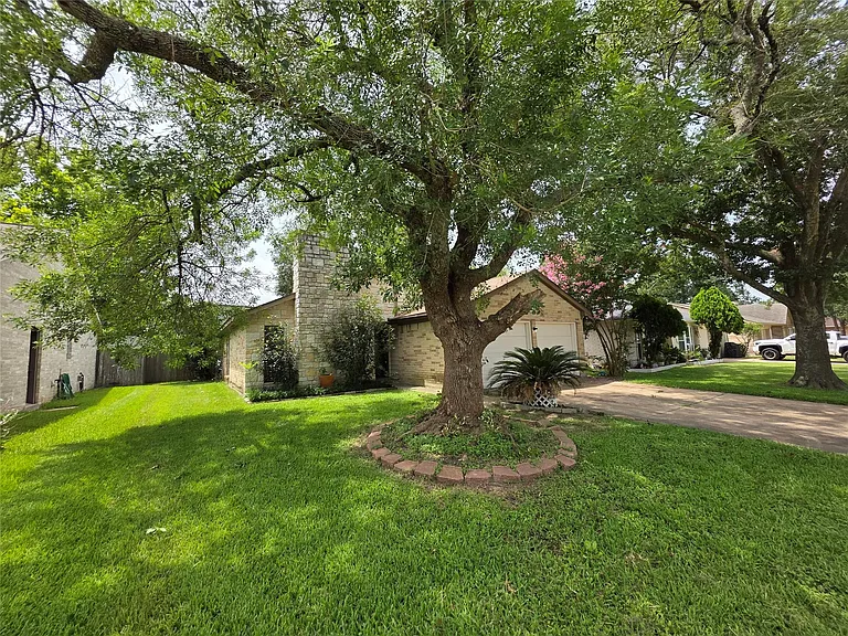 22543 Market Square Ln — Photo 3