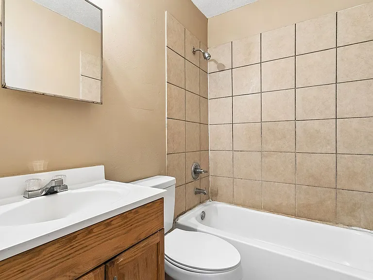 2152 Abundance St — Photo 10
