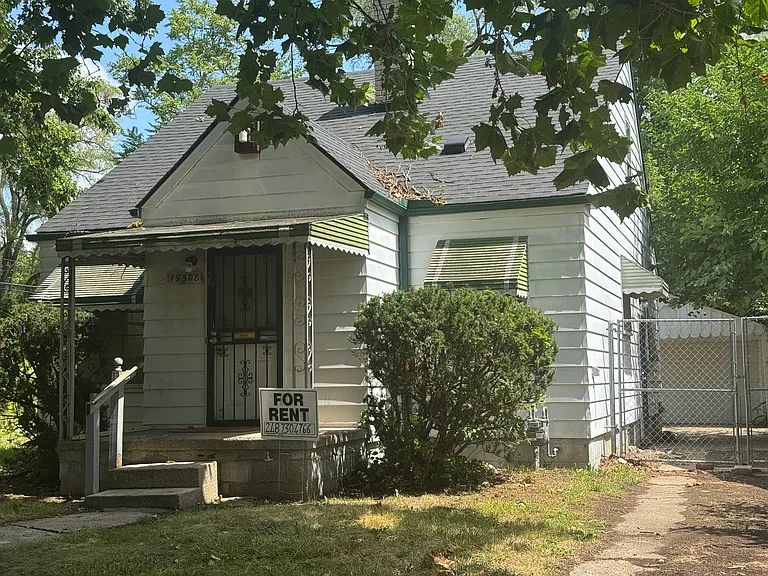 19508 Bentler St — Photo 1